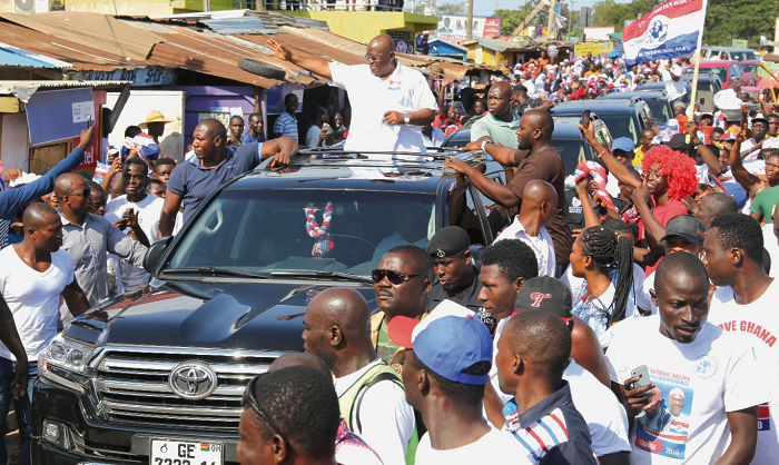  Nana Akufo-Addo responding to cheers at Nima. Picture: SAMUEL TEI ADANO